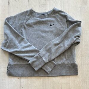 Nike Women's Heather Gray Crew Neck Cropped Sweater